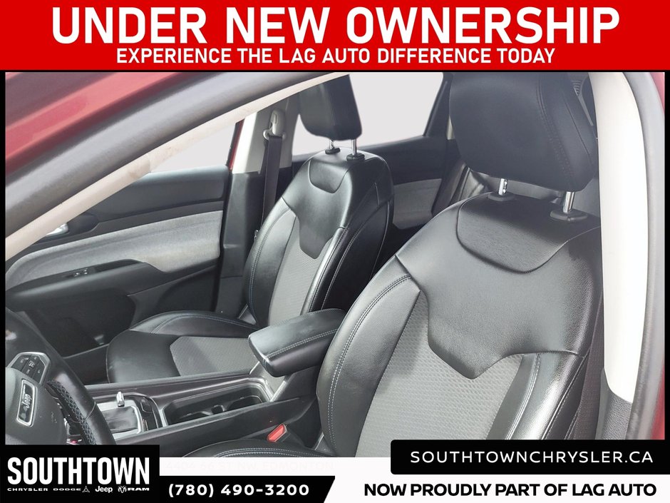 2022 Jeep Compass North-8