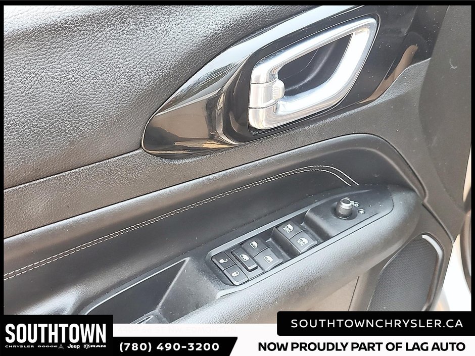 2022 Jeep Compass Altitude-10