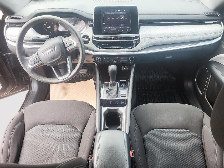 2025 Jeep Compass Sport
