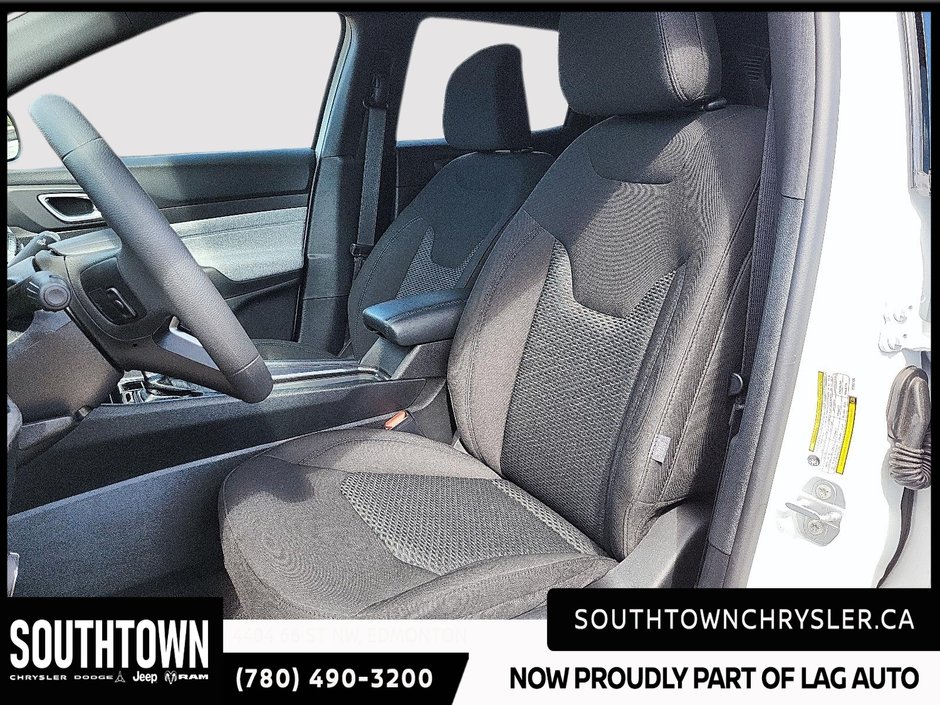 2026 Jeep Compass SPORT