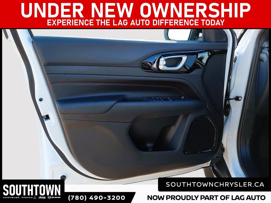 2026 Jeep Compass TRAILHAWK-10