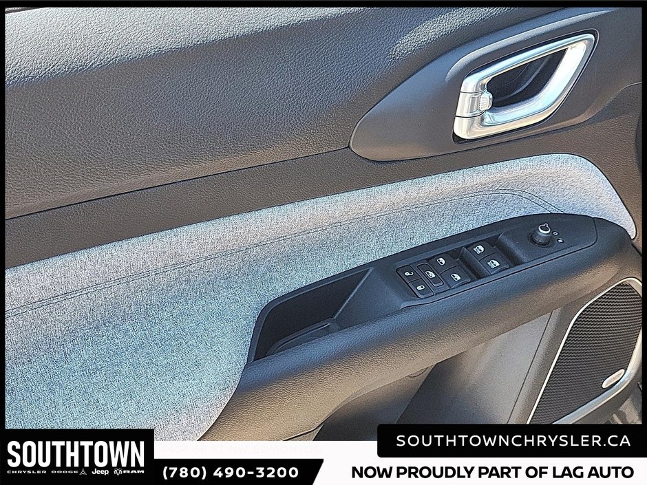 2026 Jeep Compass NORTH
