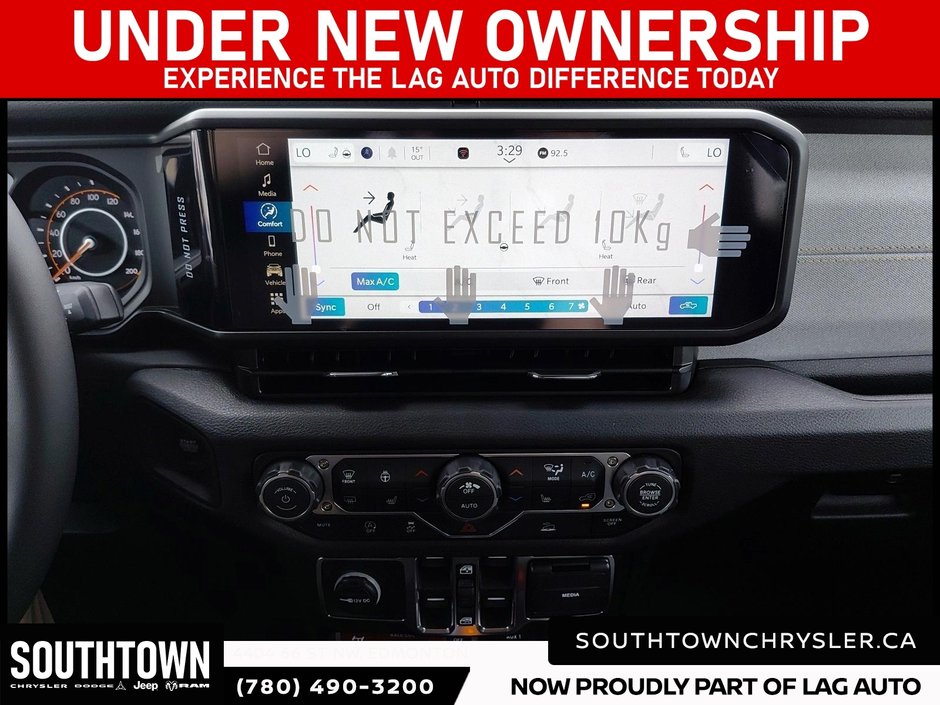 2026 Jeep Gladiator WILLYS-17