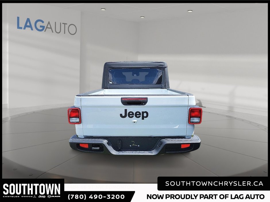 2026 Jeep Gladiator SPORT S-2
