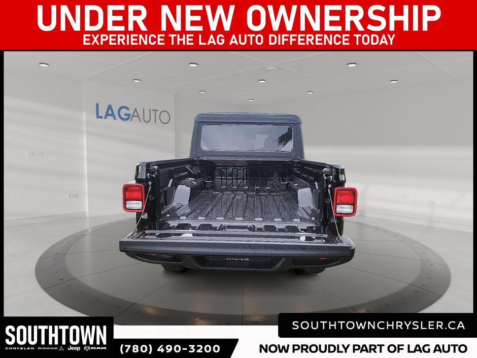 2026 Jeep Gladiator SPORT S-16