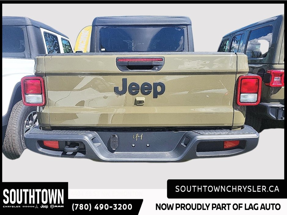2026 Jeep Gladiator SPORT S