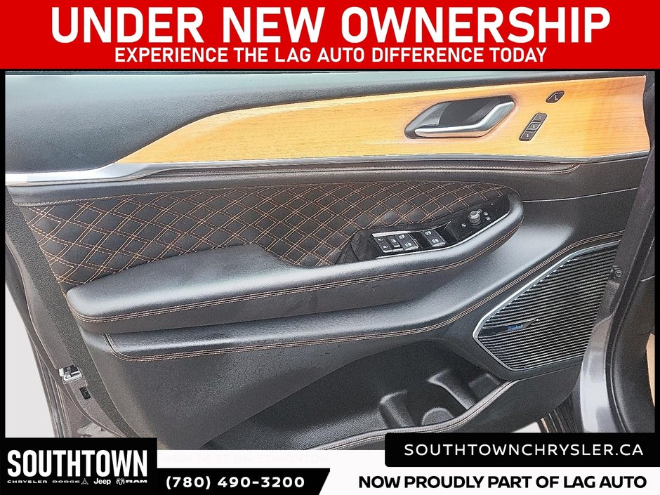 2022 Jeep Grand Cherokee 4xe Summit Reserve-10