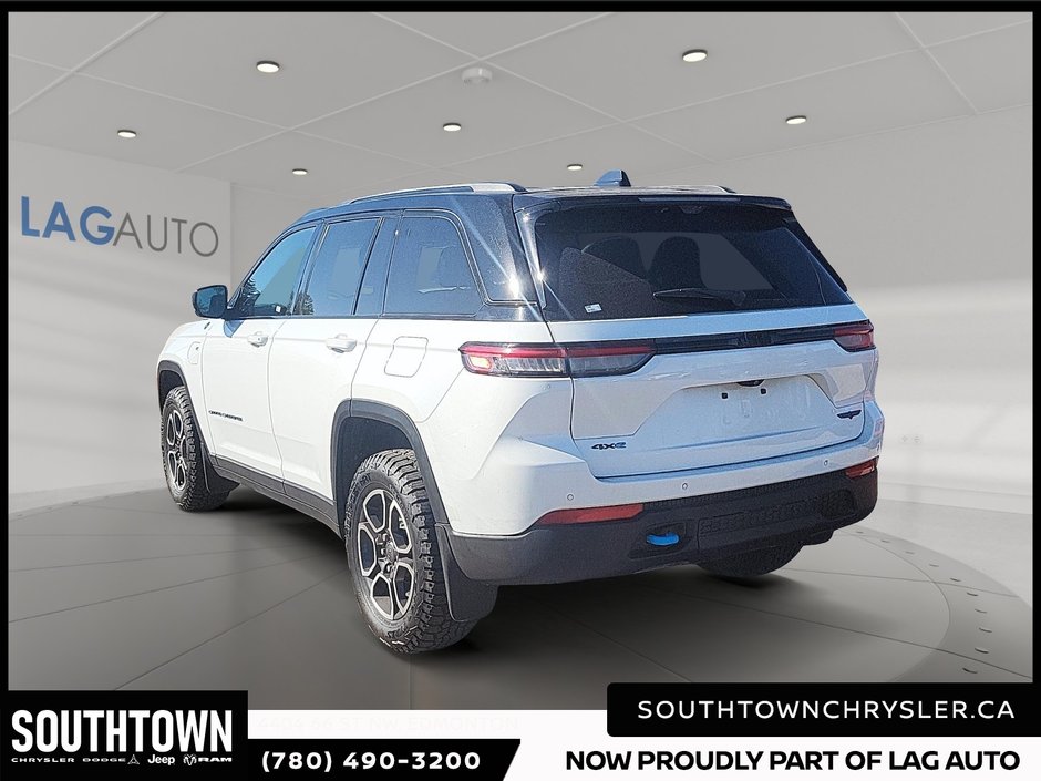 2023 Jeep Grand Cherokee 4xe Trailhawk-3