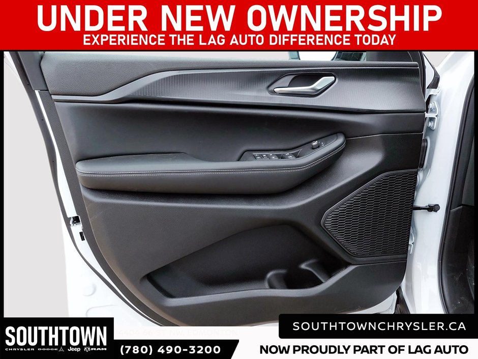 2025 Jeep Grand Cherokee L ALTITUDE-10