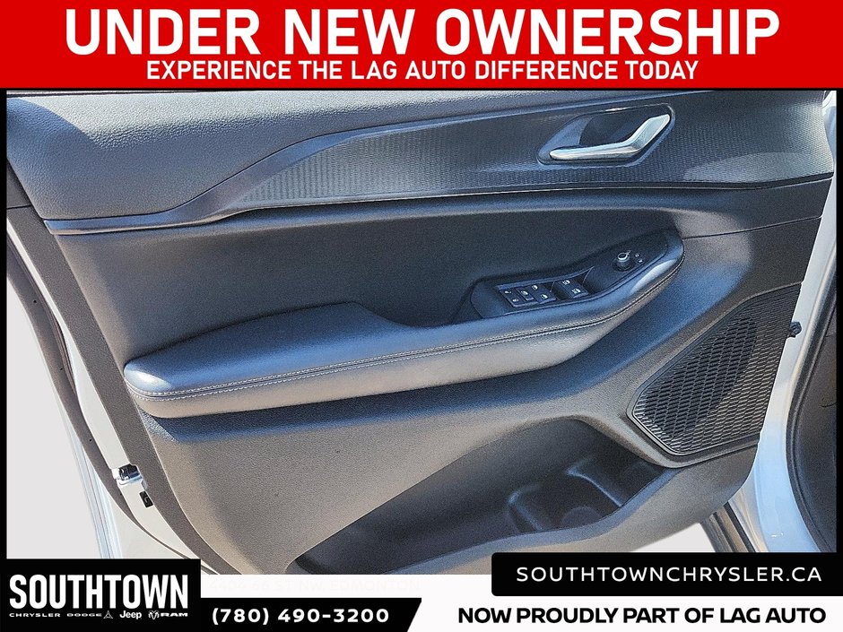 2025 Jeep Grand Cherokee L Altitude-21