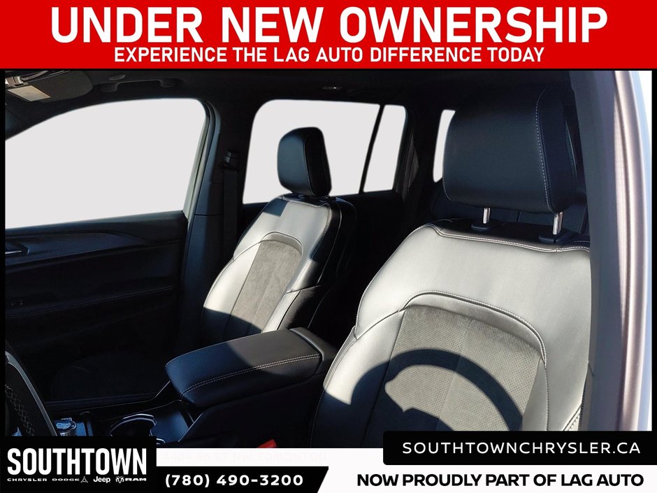 2025 Jeep Grand Cherokee LAREDO ALTITUDE-8