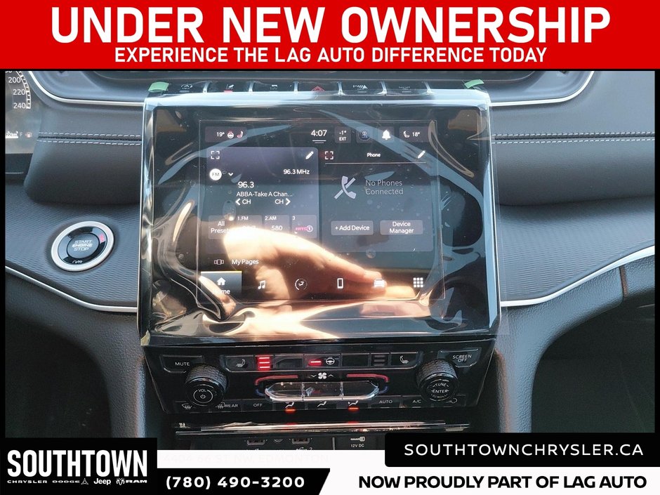 2025 Jeep Grand Cherokee LAREDO ALTITUDE-17