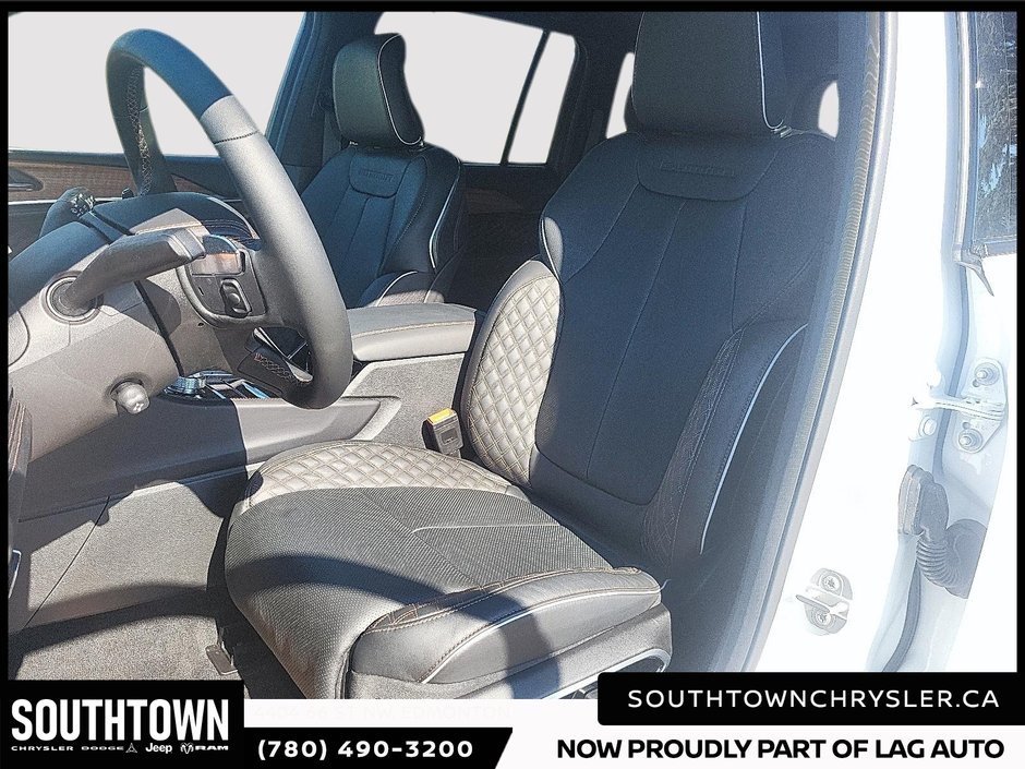 2026 Jeep Grand Cherokee SUMMIT-8