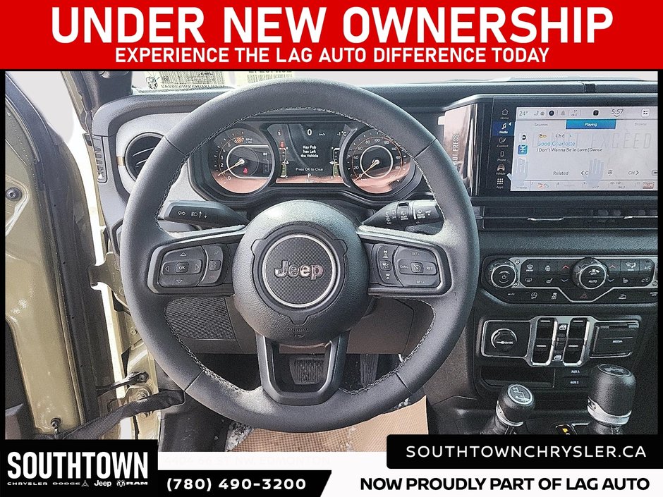 2025 Jeep Wrangler 4-Door SPORT S-11