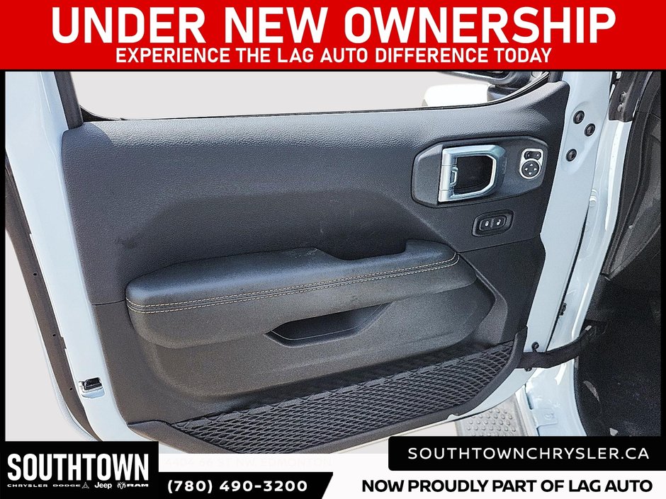2026 Jeep Wrangler 4-Door SAHARA-10