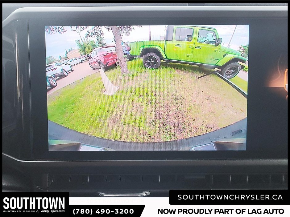 2026 Jeep Wrangler 4-Door SAHARA-14