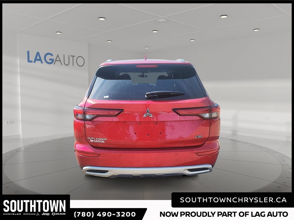 2022 Mitsubishi Outlander SE