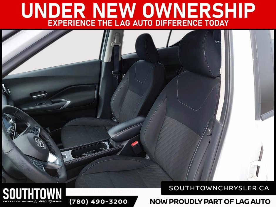 2025 Nissan Kicks Play SV-8