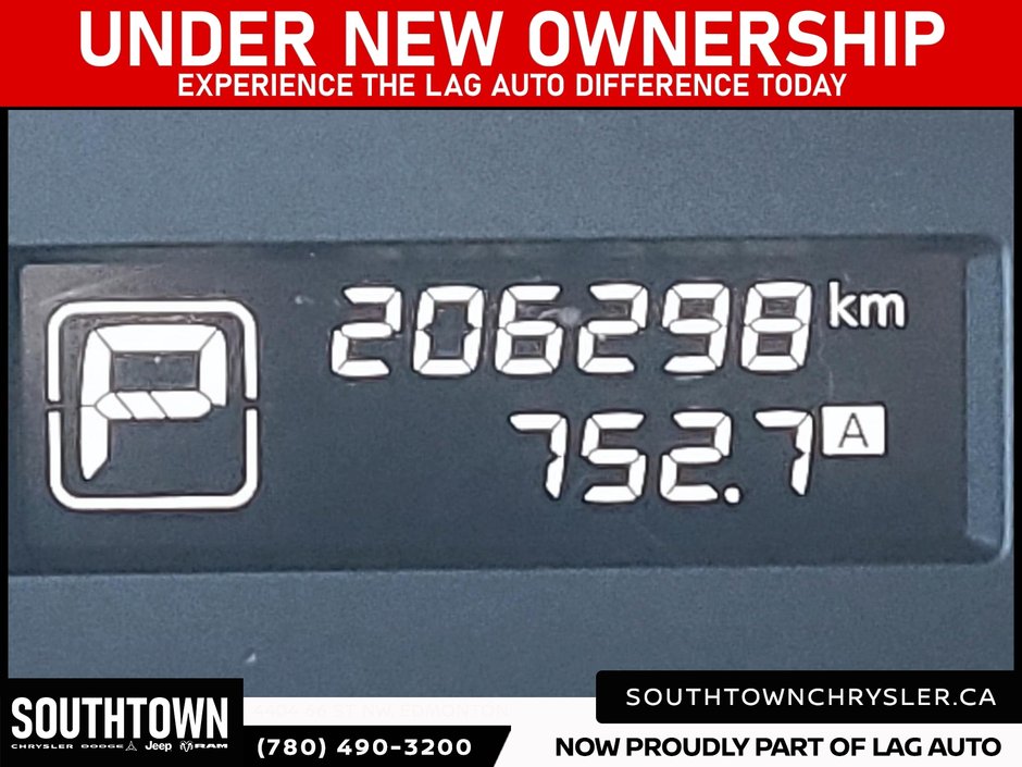 2014 Nissan Pathfinder SV-12
