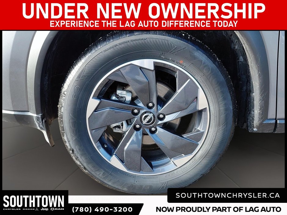 2024 Nissan Rogue SV Moonroof-6