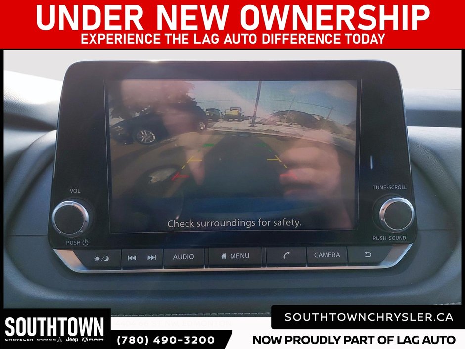 2024 Nissan Rogue SV Moonroof-16