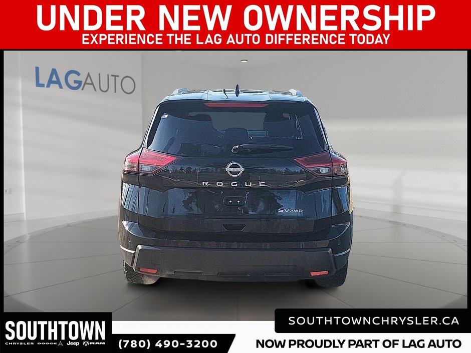 2024 Nissan Rogue SV Moonroof