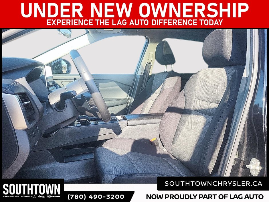 2024 Nissan Rogue SV Moonroof