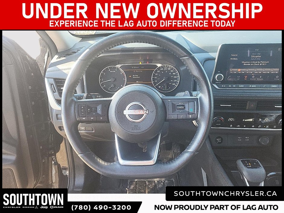 2024 Nissan Rogue SV Moonroof