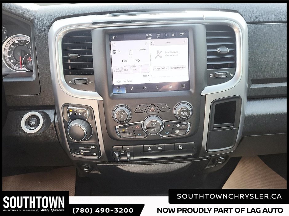 2022 Ram 1500 Classic Warlock-17