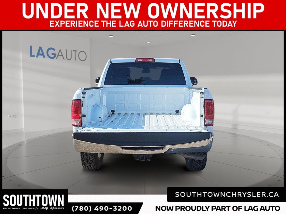 2023 Ram 1500 Classic SLT-15