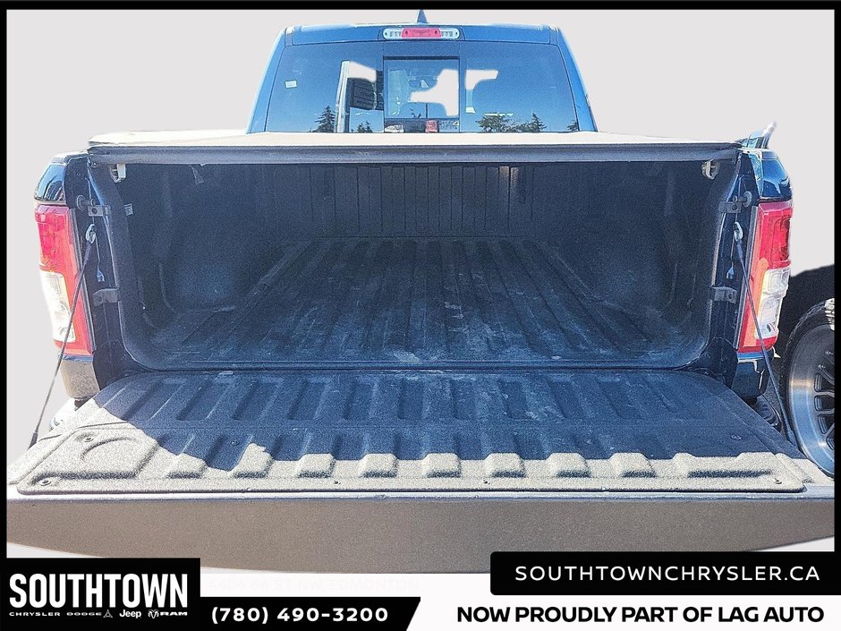 2023 Ram 1500 Big Horn-14