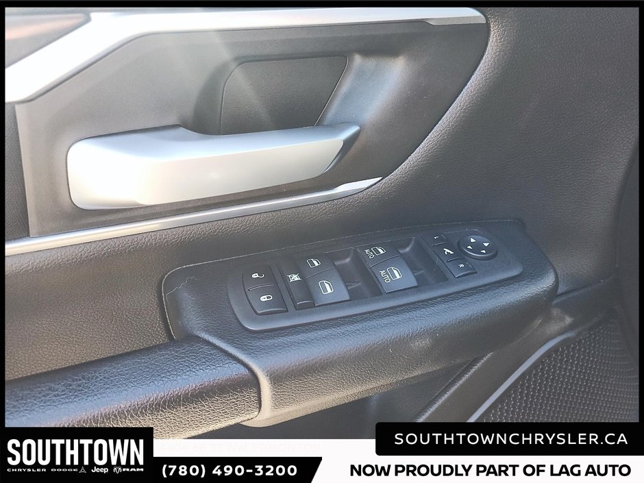 2023 Ram 1500 Big Horn-9