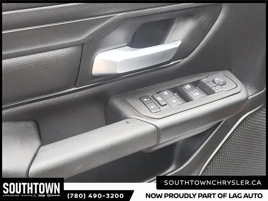2025 Ram 1500 Tradesman-10