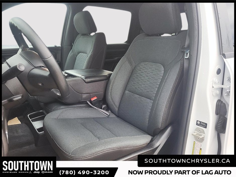 2025 Ram 1500 Tradesman-8
