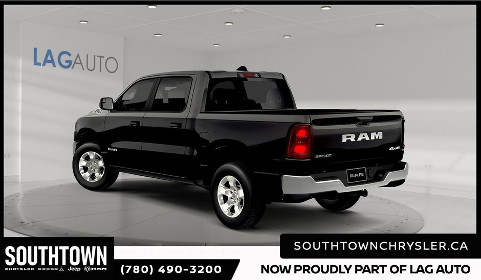 2026 Ram 1500 BIG HORN-2