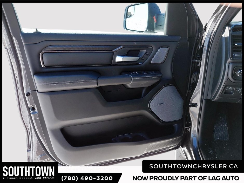 2026 Ram 1500 SPORT