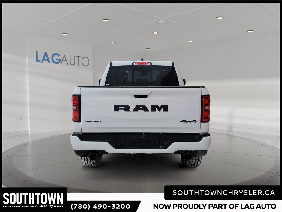 2026 Ram 1500 SPORT