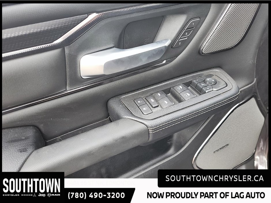 2026 Ram 1500 SPORT