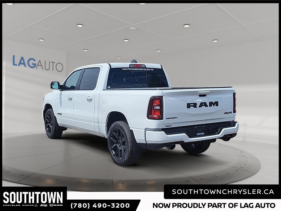 2026 Ram 1500 SPORT