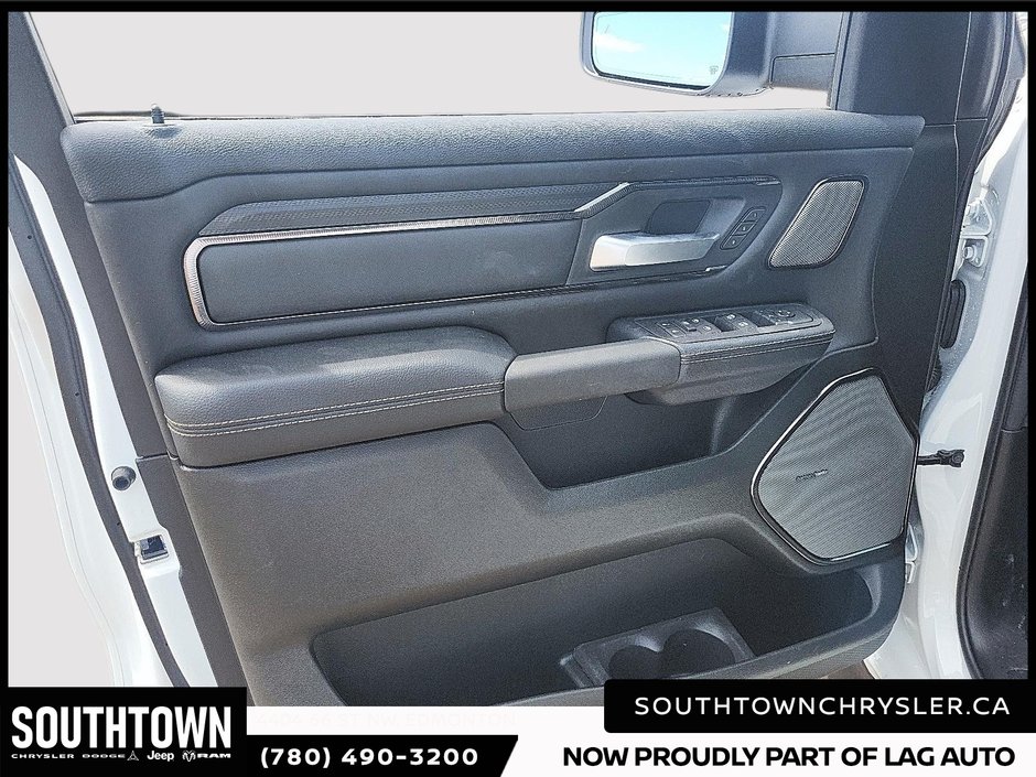 2026 Ram 1500 SPORT