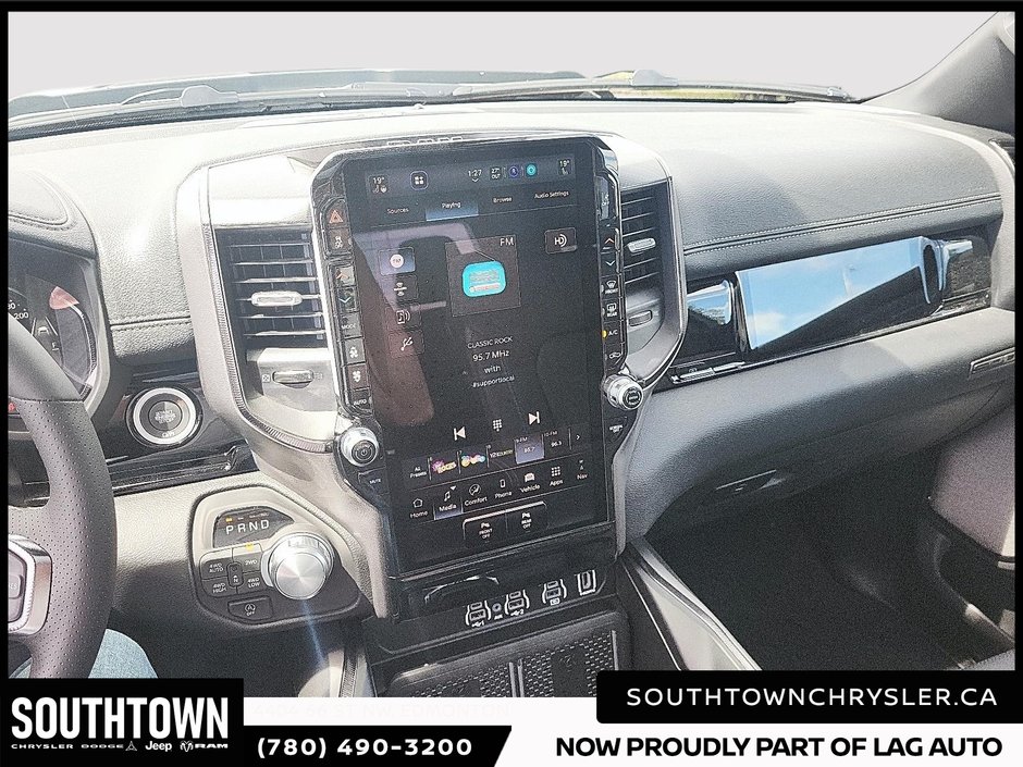2026 Ram 1500 SPORT