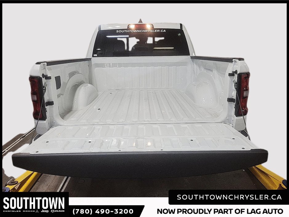 2026 Ram 1500 EXPRESS-15