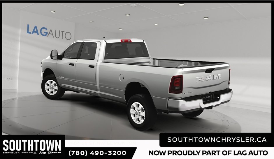 2025 Ram 3500 BIG HORN-2