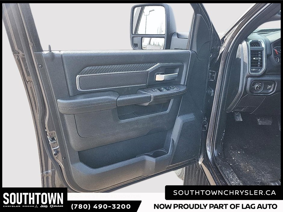 2026 Ram 3500 BIG HORN