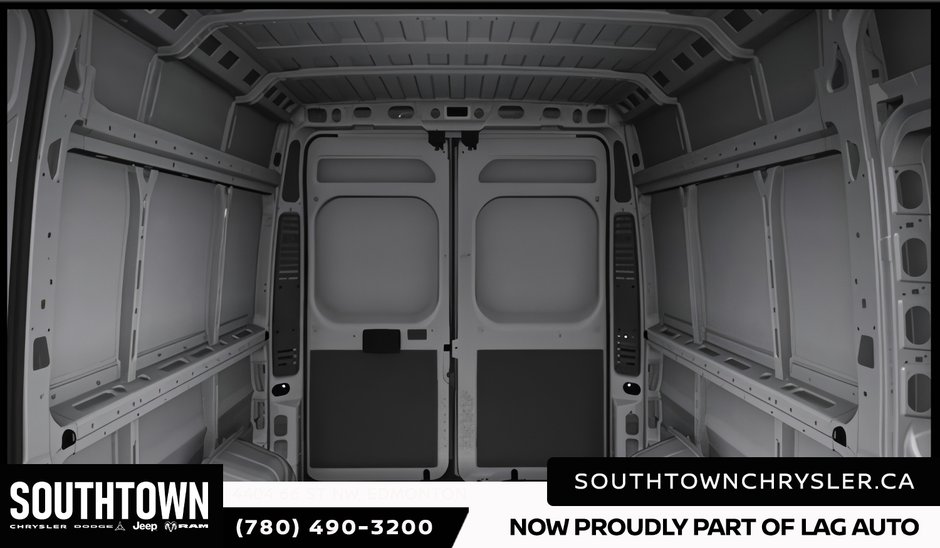 2025 Ram Promaster Cargo Van 2500 SLT+-4