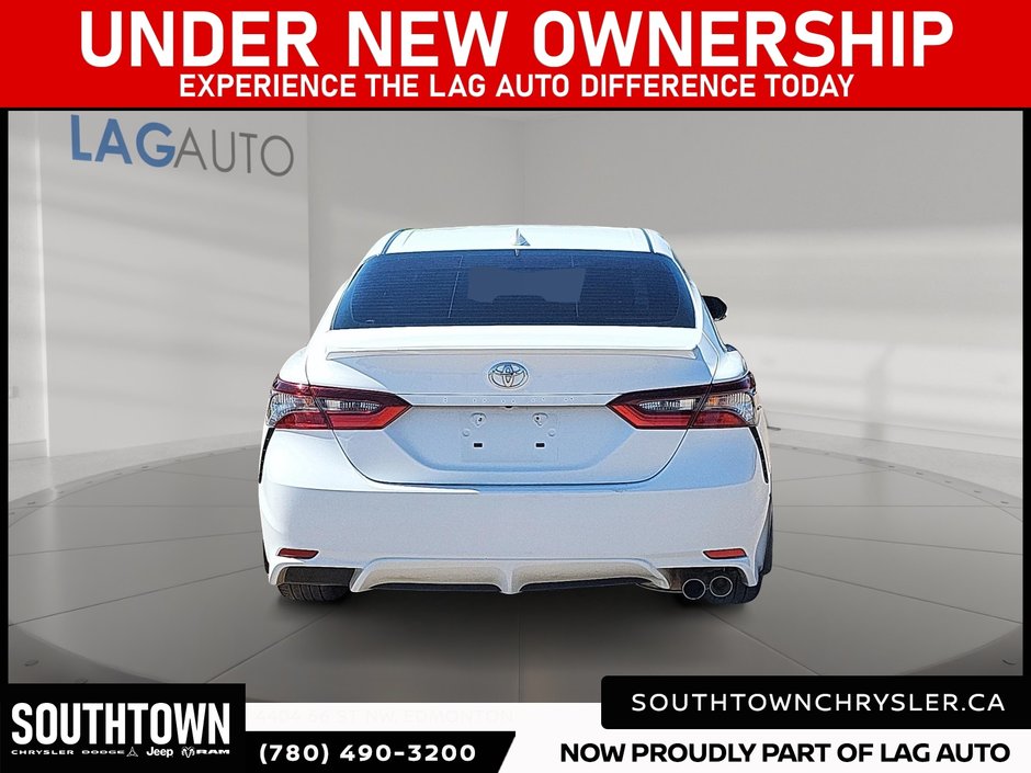 2024 Toyota Camry SE-2