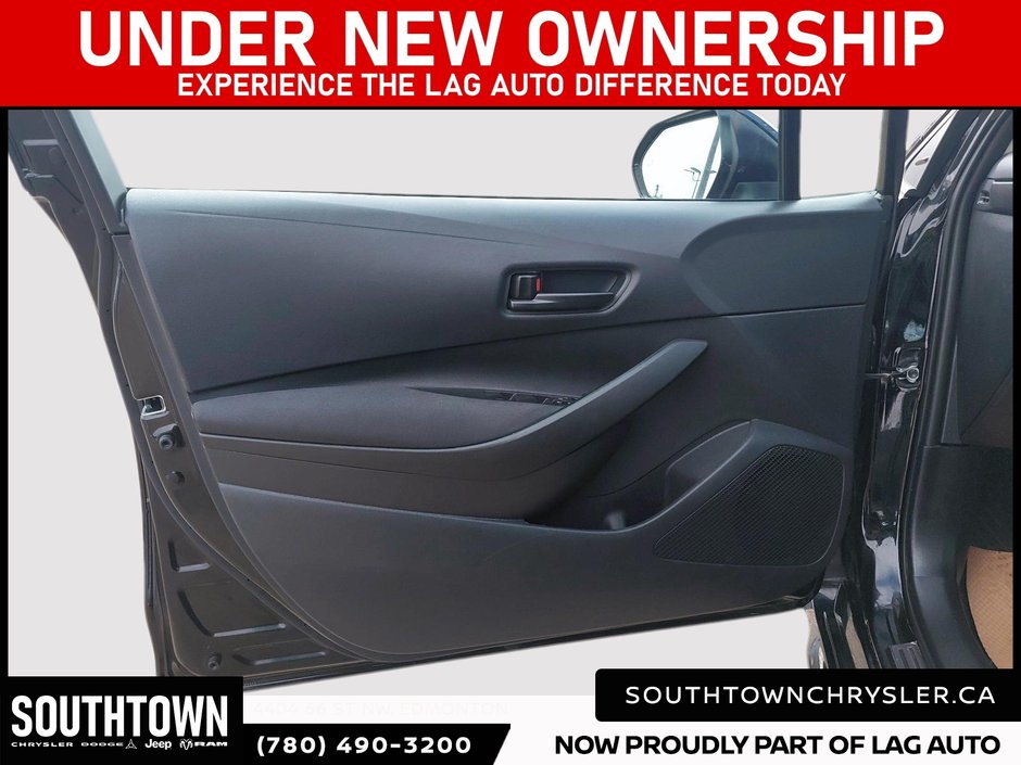 2025 Toyota Corolla LE-10