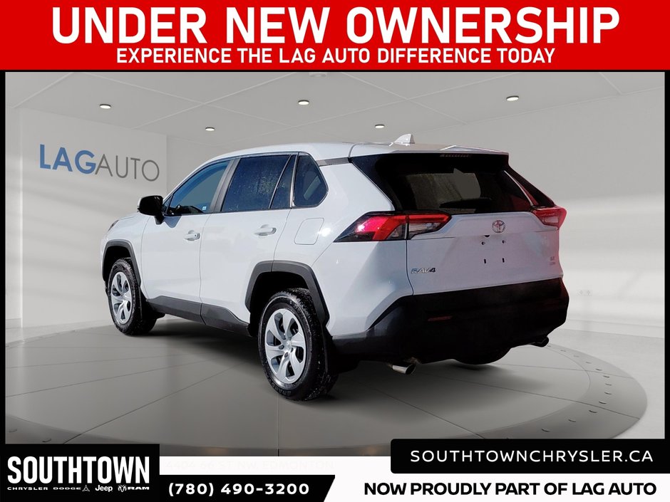 2024 Toyota RAV4 LE-3