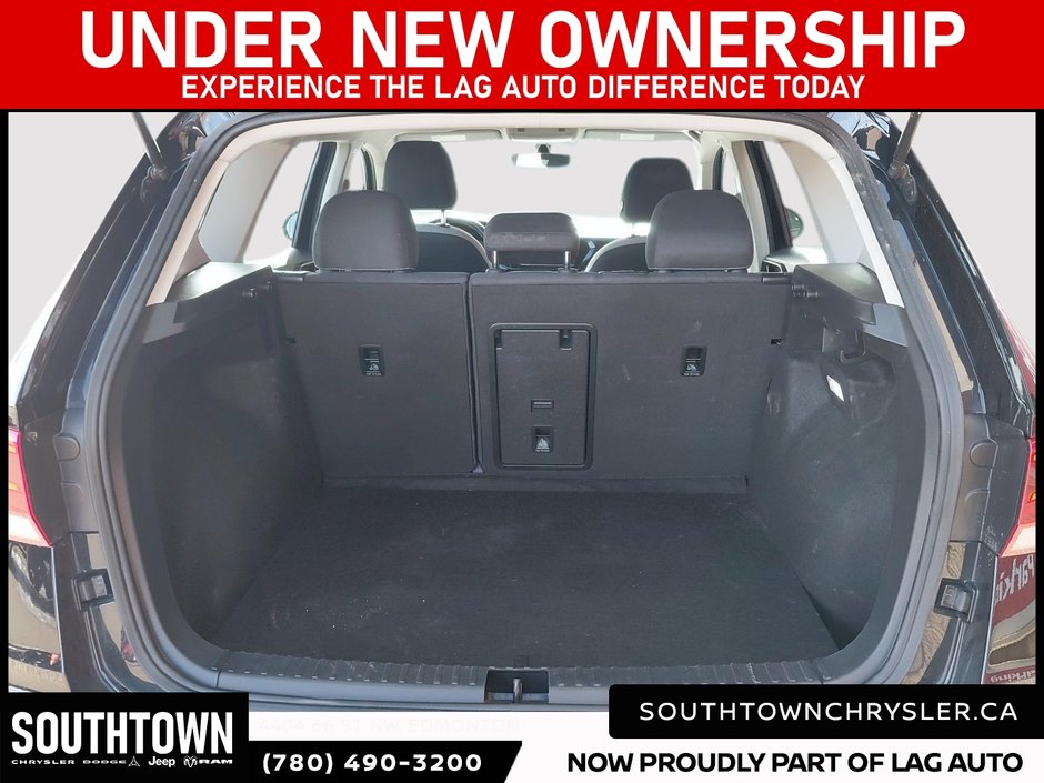 2024 Volkswagen Taos Trendline-5