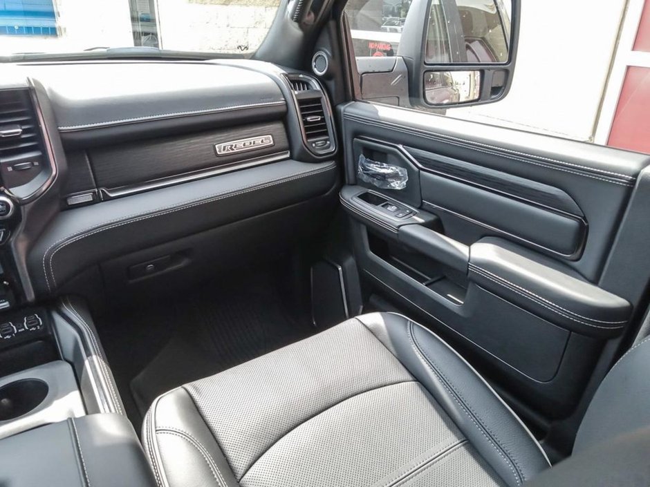 2024 Ram 2500 REBEL IN BILLET SILVER EQUIPPED WITH A 6.7L CUMMINS TURBO DIESEL , 4X4 , 6SPD AUTO , REAR AUTO LVL AIR SUSPENSION , POWER RUNNIN-23